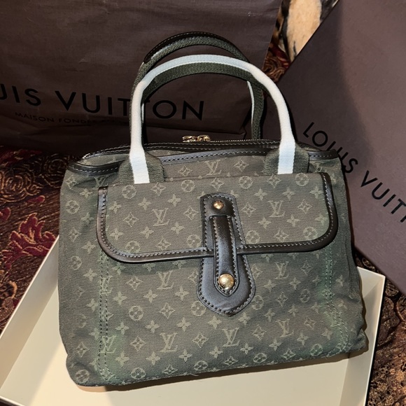 Louis Vuitton Handbags - Authentic Louis Vuitton bag